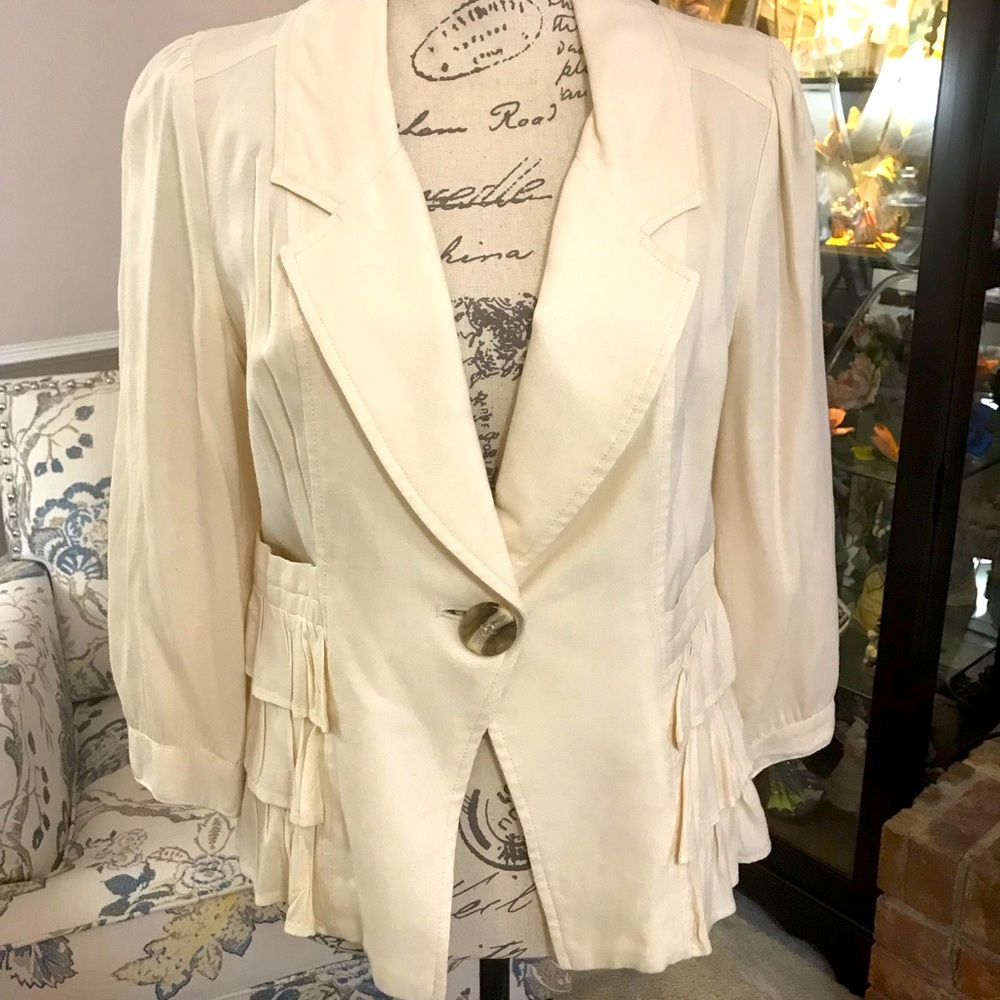 Ivory jacket size M